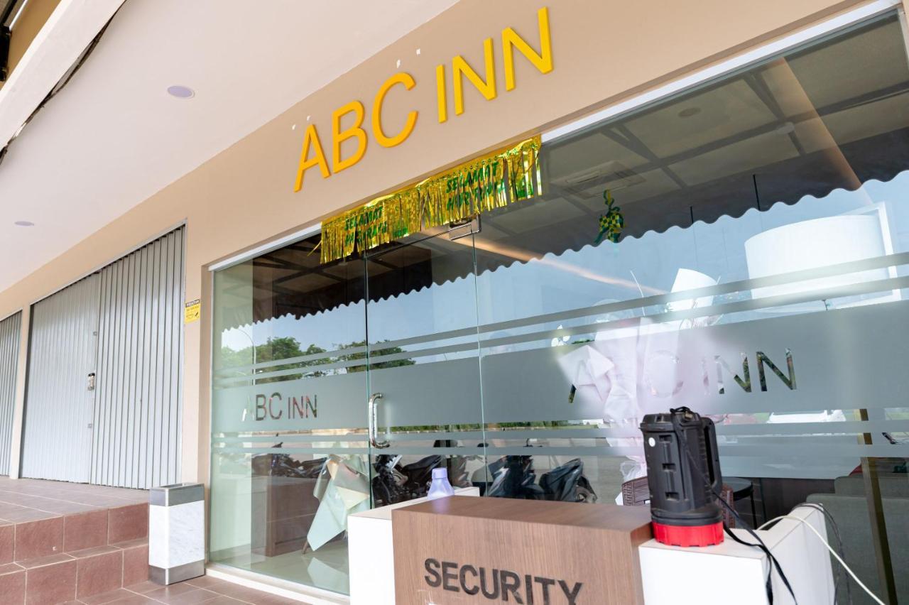Reddoorz Plus At Komplek Abc Batu Aji Batam Kubuk Bagian luar foto